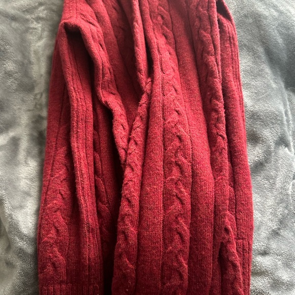 Men Abercrombie & Fitch Maroon Cable Knit Sweater - Picture 4 of 4